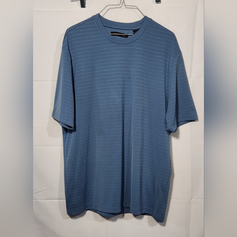 🌸 3/$25 🌸 Mens John Henry Blue Short Sleeve Shirt-Size L